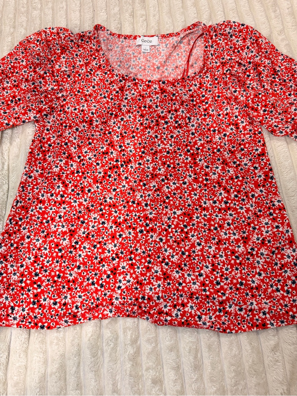 CeCe Red Floral Scoop Neck Blouse with Short Puff Sleeves